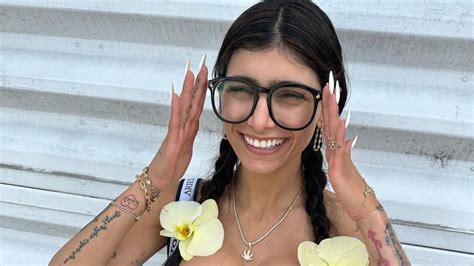 mia califa videos porno|Mia Khalifa